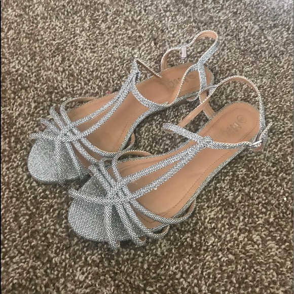 Rouje Shoes - Size 9 sandals/flats